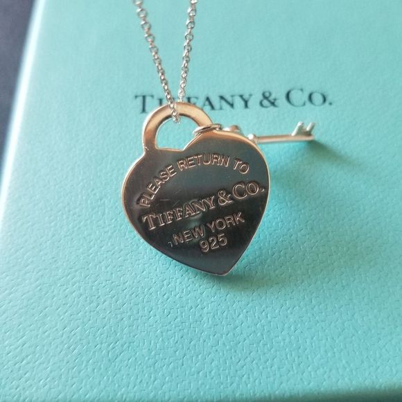 Tiffany & Co. Heart and Key Necklace - Picture 2 of 8